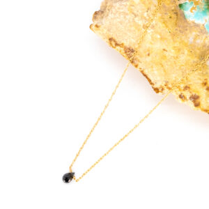 LILY (NECKLACE)