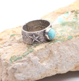 TURQUOISE RING