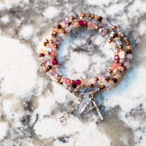 PINK BEADED BRACELET - Image 2